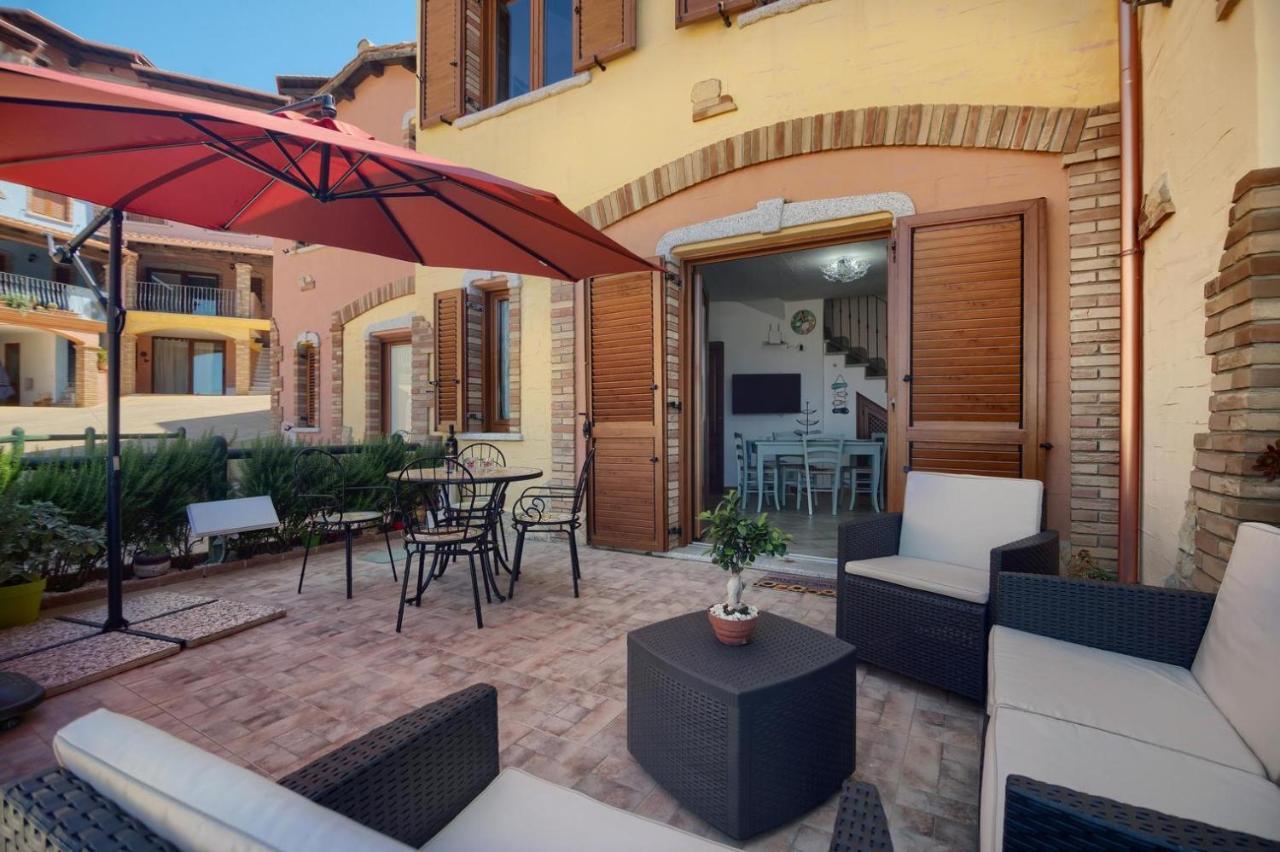 Villetta L'Estasi Tanca Piras a bordo piscina, vista mare e Wi-Fi Nebida Esterno foto