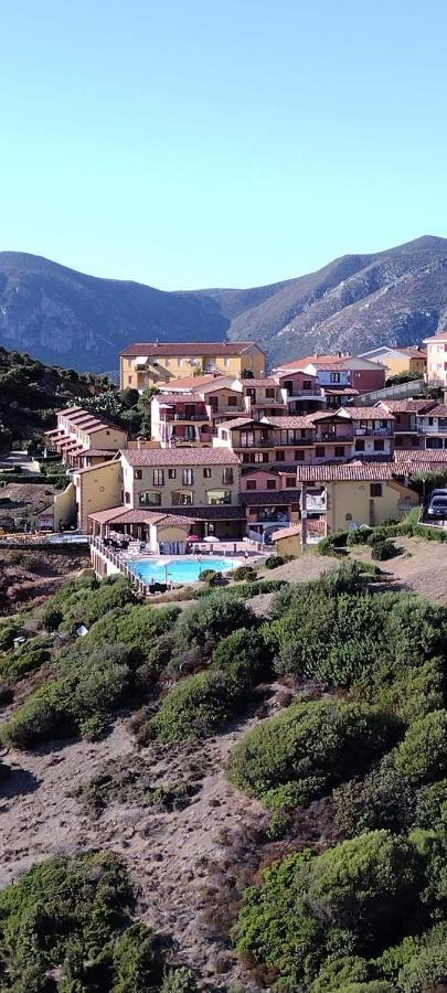 Villetta L'Estasi Tanca Piras a bordo piscina, vista mare e Wi-Fi Nebida Esterno foto
